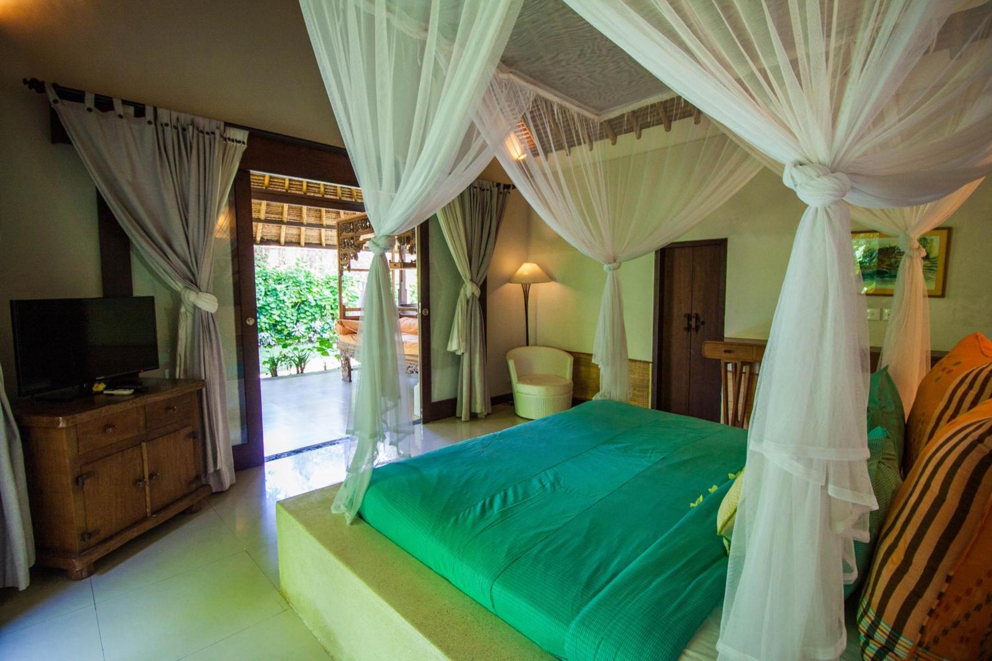 Blind Dog Inn Sanur Екстериор снимка