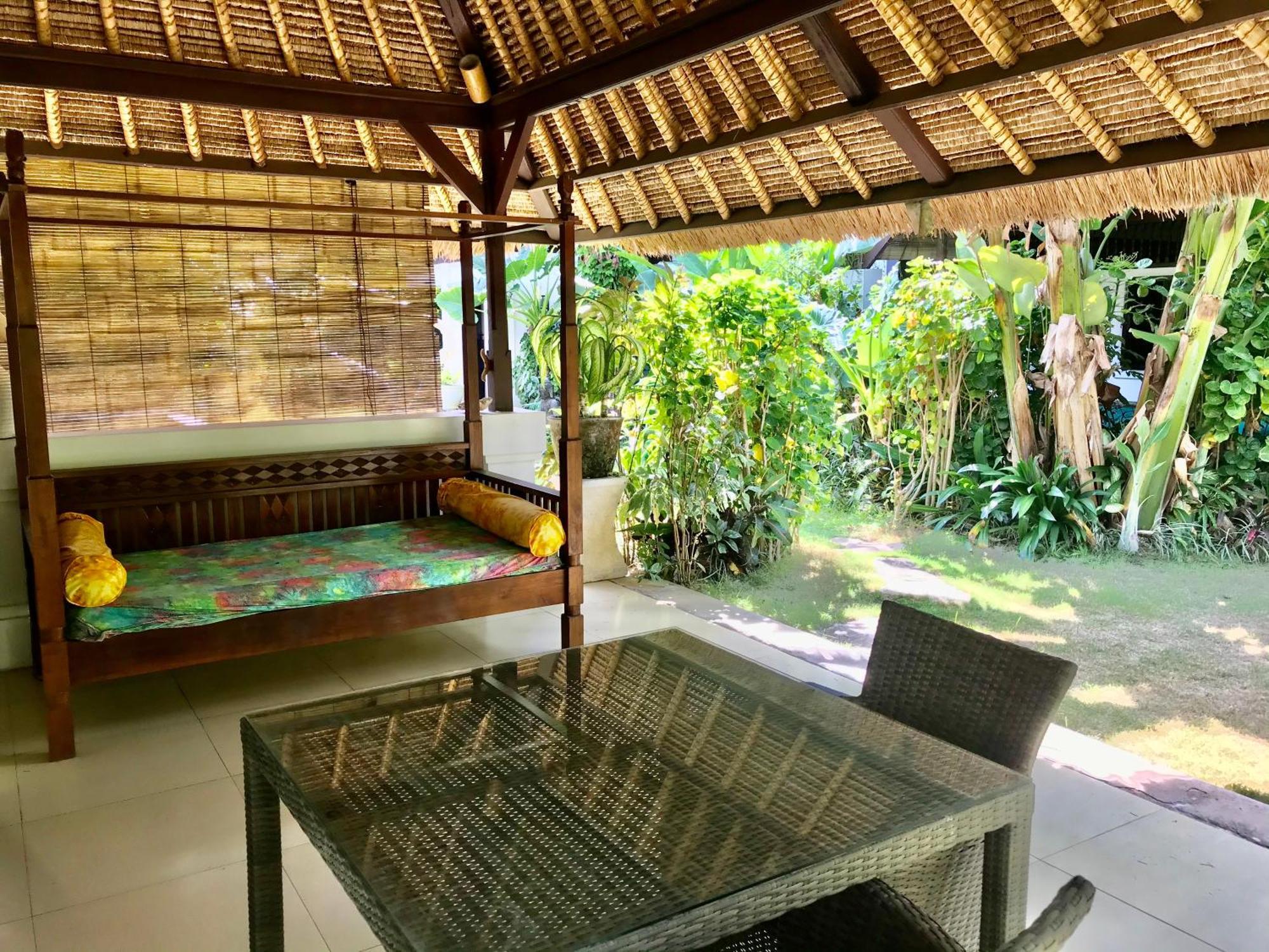Blind Dog Inn Sanur Стая снимка